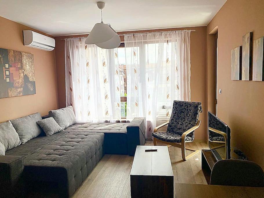 פלובדיב Stylish Apartment Near City Center מראה חיצוני תמונה